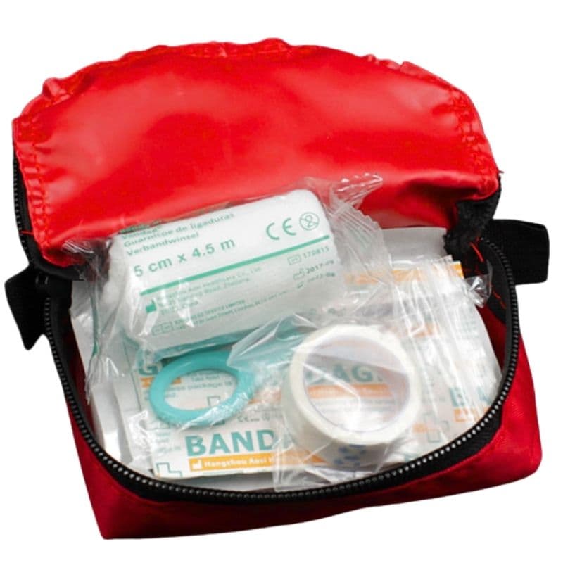 First Aid Soft Bag Filled 15 Pax F-001B CAREMAX 109050